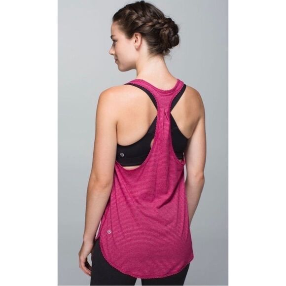 Lululemon 105 F Singlet in Heathered Bumble Berry - Picture 2 of 9